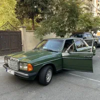 بنز دانشجویی مدل ۱۹۷۹