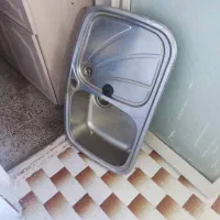 سینک و روشویی و کمد