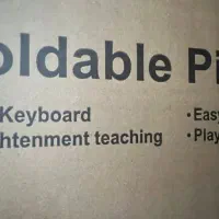 پبانو تاشو با پایه و کارتن