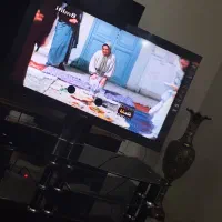 تلویزیون سونی اصل مالزی ۴۱ اینچ با میز