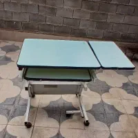 میز کامپیوتر سالم