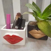 گلدان طرح لب