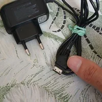 ۲عدد شارژر  اصلی فابریک قدیمی سالم و درحد .|لوازم جانبی موبایل و تبلت|تهران, جوادیه|دیوار