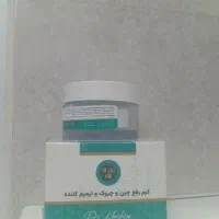 کرم رفع چین و چروک و جوانساز با جلبک اسپرولینا