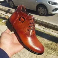 کفش چرم بنددار