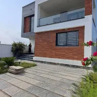 ویلای ساحلی ۲۵۰ متر شهرکی استخردار ۳خواب سرخرود