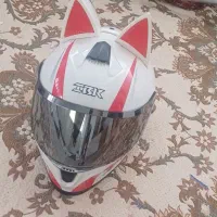 کلاه دخترونه موتور سواری در حد نو