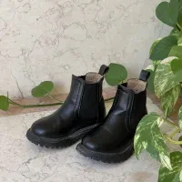 پوتین بچگانه