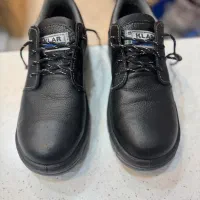 کفش کار نوک اهنی سایز۴۴