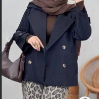 کت بارونی خوشگل و نو که هنوز یک بار هم نپوشیدم