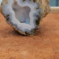 نقشه ی ایران در دل سنگ عقیق