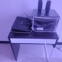 میز تحریر و کامپیوتر شرکتی
