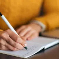 دعوت به همکاری نویسنده طنز