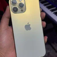 آیفون سیزده پرومکس 512 درحد آک  باتری صد گولد