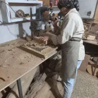 آموزش و استخدام نجاری بانوان