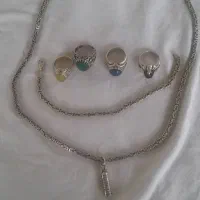 گردنبند و دستبند حدودا 85گرم