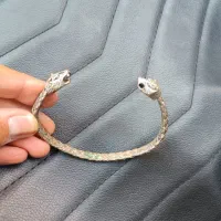 عینک و دستبند|زیورآلات و اکسسوری|اراک, |دیوار