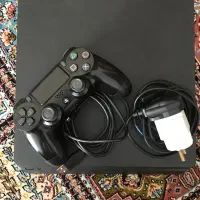 ۵۰۰گیگ اسلیمPS4 به همراه دو دیسک