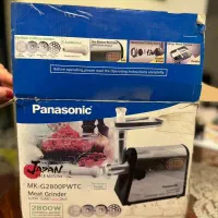 یکعدد چرخ گوشت پاناسونیک MK-G2800