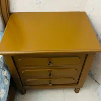 میز کشودار کنار تختی دوعدد