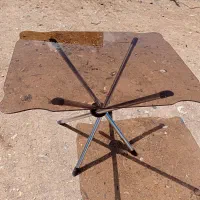 یک عدد میز غذا خوری در حد نو