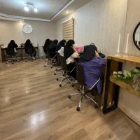 استخدام منشی خانم جهت فروش تلفنی در شعبه جدید