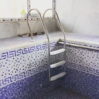 نردبان استخر ـ پله استخری