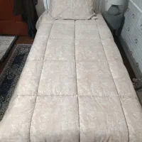 تخت و تشک