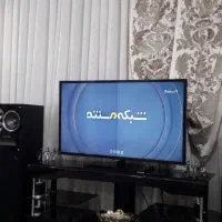 تلوزیون سامسونگ ۴۶ اینچ به همراه میز تلوزیون