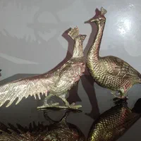 مجسمه و ظروف پذیرایی برنجی برنزی