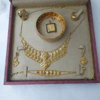 سرویس طلا ۱۸ عیار نو