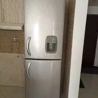 یخچال نیم فریزر