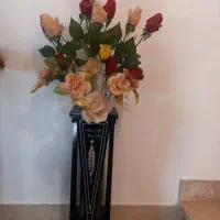گل و گلدان