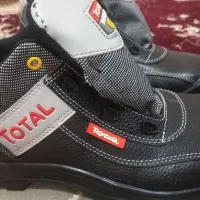 کفش ایمنی