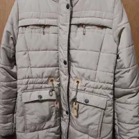 کاپشن|لباس|قدس, شهر‌قدس|دیوار