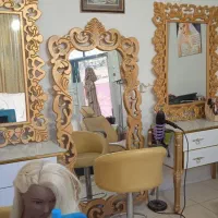 کنسول و میزآرایش و آیینه