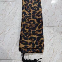 شش عدد شال