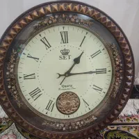 ساعت دیواری بی صدا