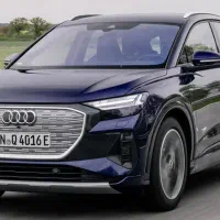 Q5 2025 تیپ 4 مشکی