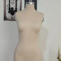 مانکن نیم تنه زنانه سوزن خور