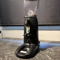 آسیاب قهوه آندیمند کامپک مدل K3 کارکرده