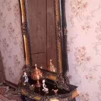 اینه کنسول  و میز خاطره در حد نو