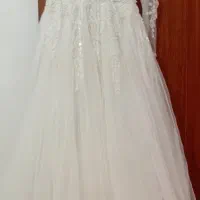 لباس عروس مرواریدی|لباس|اندیشه, اندیشه فاز ۲|دیوار