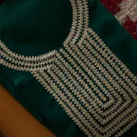 گلدوزی زنجیره ای با نخ، کاموا و گلابتون طلایی|لباس|میناب, |دیوار