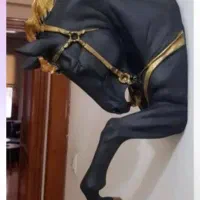 دیوارکوب اسب