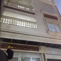 آپارتمان تختی