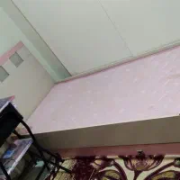 تخت نوجوان و نوزادی به همراه تشک و پرده