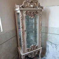 ساعت دیواری و مینی بوفه تمیز سالم|بوفه، ویترین، کنسول|شهریار, شهریار|دیوار