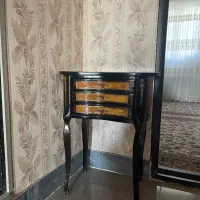 کنسول و میز