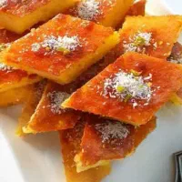 قبول سفارشات انواع کیک خیس.پای سیب و پای نارگیل